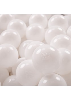 KiddyMoon Plastikowe piłeczki 7cm Zabawka zestaw kulek, biały ze sklepu kontri.pl w kategorii Zabawki - zdjęcie 187604108