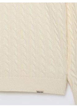 Sweter męski ze splotem warkoczowym i haftem kremowy Niser100 ze sklepu Big Star w kategorii Swetry męskie - zdjęcie 187606827