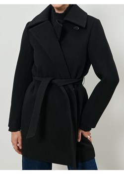 Sinsay - Płaszcz z paskiem - czarny ze sklepu Sinsay w kategorii Płaszcze damskie - zdjęcie 187610056