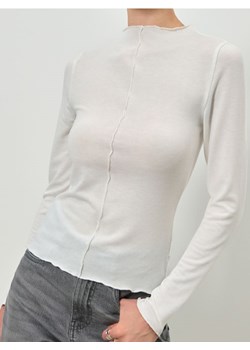 Sinsay - Bluzka z falbankami - kremowy ze sklepu Sinsay w kategorii Bluzki damskie - zdjęcie 187610068