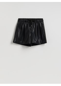 Reserved - Szorty z imitacji skóry - czarny ze sklepu Reserved w kategorii Szorty - zdjęcie 187614127
