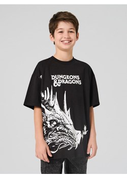 Sinsay - Bawełniana koszulka z nadrukiem Dungeos & Dragons - czarny ze sklepu Sinsay w kategorii T-shirty chłopięce - zdjęcie 187619558