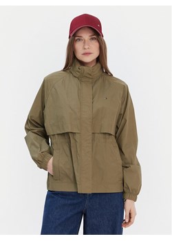 Tommy Hilfiger Wiatrówka WW0WW46444 Khaki Relaxed Fit ze sklepu MODIVO w kategorii Kurtki damskie - zdjęcie 187620589