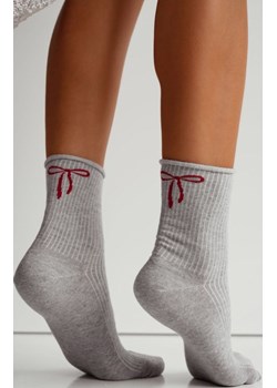 Skarpetki damskie bezuciskowe z kokardką szare 0200.193, Kolor szary, Rozmiar 37-41, Milena ze sklepu Intymna w kategorii Skarpetki damskie - zdjęcie 187621566