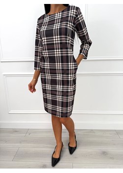Czekoladowa Prosta Sukienka w Kratę ze sklepu ModnaKiecka.pl w kategorii Sukienki - zdjęcie 187623767