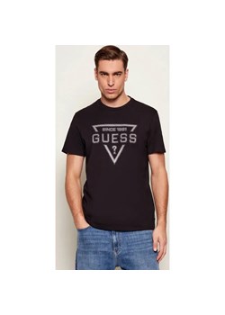 GUESS T-shirt PAINTED TRIANGLE | Regular Fit ze sklepu Gomez Fashion Store w kategorii T-shirty męskie - zdjęcie 187624119