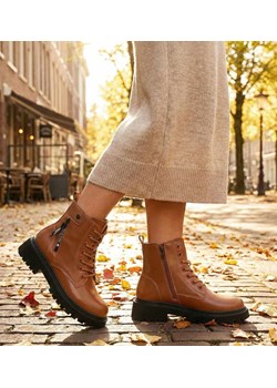 Zimowe brązowe botki trapery /E10-3 18526 T385/ ze sklepu Pantofelek24.pl w kategorii Botki - zdjęcie 187625407