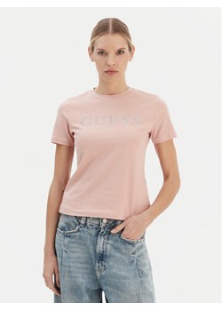 Guess T-Shirt V6RI20 J1314 Różowy Regular Fit ze sklepu MODIVO w kategorii Bluzki damskie - zdjęcie 187630155