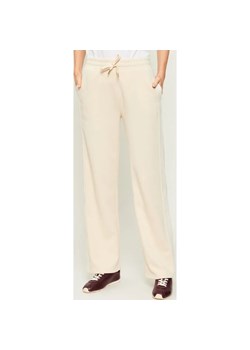 Joop! Spodnie dresowe Tahira | Relaxed fit ze sklepu Gomez Fashion Store w kategorii Spodnie damskie - zdjęcie 187635198