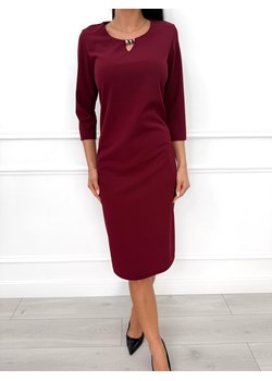 Burgundowa Klasyczna Sukienka ze sklepu ModnaKiecka.pl w kategorii Sukienki - zdjęcie 187635646