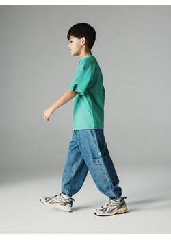 Reserved - Jeansowe joggery - niebieski ze sklepu Reserved w kategorii Spodnie chłopięce - zdjęcie 187635718