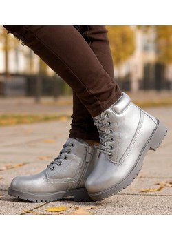 Zimowe dziewczęce botki trapery sznurowane Srebrne /E6-1 18533 T284/ ze sklepu Pantofelek24.pl w kategorii Buty zimowe dziecięce - zdjęcie 187639339