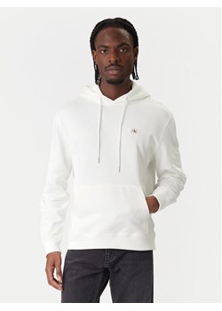 Calvin Klein Jeans Bluza LV04RC274G Biały Regular Fit ze sklepu MODIVO w kategorii Bluzy męskie - zdjęcie 187641775