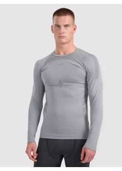 Męska bielizna termoaktywna (góra) 4F 4FWAW25USEAM237 - szara ze sklepu Sportstylestory.com w kategorii Bielizna termoaktywna męska - zdjęcie 187642269
