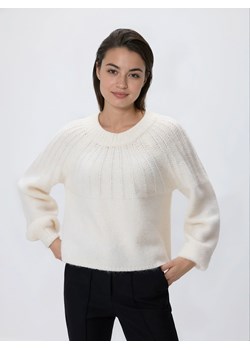 Reserved - Sweter z kokardką z tyłu - złamana biel ze sklepu Reserved w kategorii Swetry damskie - zdjęcie 187644975