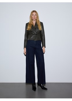 Reserved - Jeansy z paskiem - granatowy ze sklepu Reserved w kategorii Jeansy damskie - zdjęcie 187645099