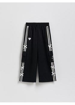 Reserved - Spodnie dresowe z kokardkami - czarny ze sklepu Reserved w kategorii Spodnie dziewczęce - zdjęcie 187647379