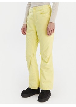 Roxy Spodnie snowboardowe Backyard ERJTP03299 Żółty Tailored Fit ze sklepu MODIVO w kategorii Spodnie damskie - zdjęcie 187648817