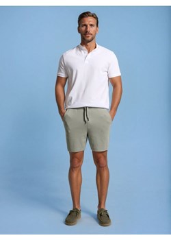 Sinsay - Szorty slim - zielony ze sklepu Sinsay w kategorii Spodenki męskie - zdjęcie 187652288