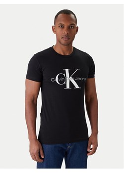 Calvin Klein Jeans T-Shirt J30J320935 Czarny Slim Fit ze sklepu MODIVO w kategorii T-shirty męskie - zdjęcie 187653749