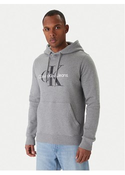Calvin Klein Jeans Bluza J30J320934 Szary Regular Fit ze sklepu MODIVO w kategorii Bluzy męskie - zdjęcie 187662915