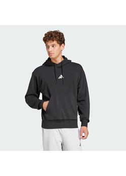 adidas Bluza Essentials Feel Cozy JE3849 Czarny Regular Fit ze sklepu MODIVO w kategorii Bluzy męskie - zdjęcie 187666919