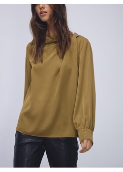 Reserved - Bluzka z ozdobnym detalem - oliwkowy ze sklepu Reserved w kategorii Bluzki damskie - zdjęcie 187669446