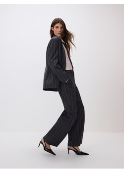 Reserved - Spodnie z kantem - ciemnoszary ze sklepu Reserved w kategorii Spodnie damskie - zdjęcie 187669787