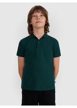 Chłopięca koszulka polo 4F 4FJRAW25TPTSM0749 - zielona ze sklepu Sportstylestory.com w kategorii T-shirty chłopięce - zdjęcie 187671516