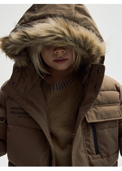 Reserved - Pikowany płaszcz z ociepleniem - ciemnobrązowy ze sklepu Reserved w kategorii Kurtki chłopięce - zdjęcie 187673799