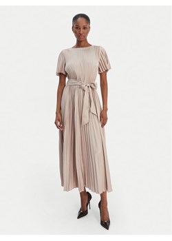 Joseph Ribkoff Sukienka koktajlowa 261752 Beżowy Regular Fit ze sklepu MODIVO w kategorii Sukienki - zdjęcie 187677148