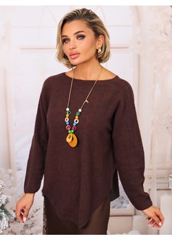 SWETER JEDNOLITY DZIANINOWY Z NASZYJNIKIEM- CZEKOLADOWY ze sklepu olika.com.pl w kategorii Swetry damskie - zdjęcie 187677548
