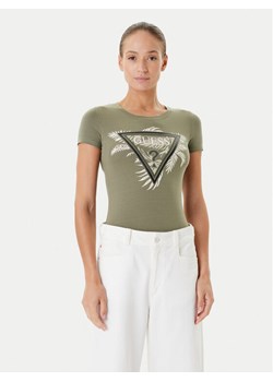 Guess T-Shirt W5YI13 J1314 Khaki Regular Fit ze sklepu MODIVO w kategorii Bluzki damskie - zdjęcie 187678325
