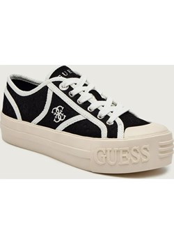Guess Trampki ISSAH ze sklepu Gomez Fashion Store w kategorii Buty sportowe damskie - zdjęcie 187679356