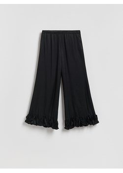 Reserved - Spodnie z wiskozy z falbankami - czarny ze sklepu Reserved w kategorii Spodnie damskie - zdjęcie 187680517