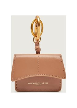 GIANNI CHIARINI Skórzane etui na słuchawki/airpodsy CHARM ze sklepu Gomez Fashion Store w kategorii Etui - zdjęcie 187681937