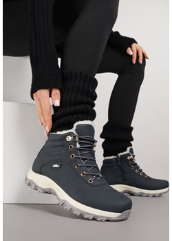 Granatowe Sznurowane Traperki na Płaskiej Podeszwie Wyścielone Futerkiem Magsira ze sklepu born2be.pl w kategorii Workery damskie - zdjęcie 187686388