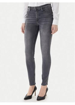 Guess Jeansy W2YA46 D4PZ2 Szary Skinny Fit ze sklepu MODIVO w kategorii Jeansy damskie - zdjęcie 187687459