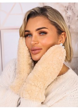 RĘKAWICZKI FUTRZANE NA JEDEN PALEC Z LOGIEM- BEŻOWE ze sklepu olika.com.pl w kategorii Rękawiczki damskie - zdjęcie 187690156