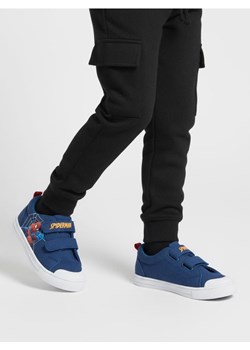 Sinsay - Trampki ze skórzaną wkładką z certyfikatem "ZDROWA STOPA" Spider-Man - granatowy ze sklepu Sinsay w kategorii Trampki dziecięce - zdjęcie 187691926