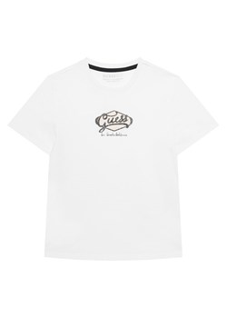 Guess T-Shirt L6RI02 K8HM4 Biały Regular Fit ze sklepu MODIVO w kategorii T-shirty chłopięce - zdjęcie 187692428