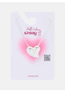 Sinsay - Naszyjnik z zawieszką w kształcie serca - srebrny ze sklepu Sinsay w kategorii Naszyjniki męskie - zdjęcie 187696187