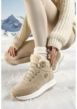 Ciemnobeżowe Sneakersy Mocno Ocieplone Sztucznym Futerkiem Rosanas ze sklepu born2be.pl w kategorii Buty sportowe damskie - zdjęcie 187696528