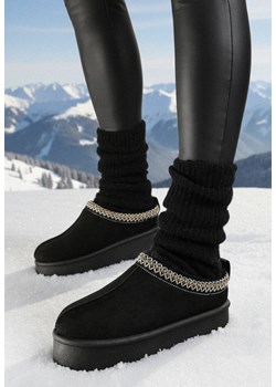 Czarne Śniegowce Wsuwane na Grubej Podeszwie z Wyszywaną Ozdobą Irinellae ze sklepu born2be.pl w kategorii Śniegowce damskie - zdjęcie 187696548