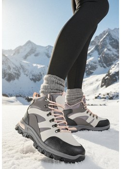 Szare Buty Trekkingowe Trapery Vices Ozdobione Przeszyciami Narrive ze sklepu born2be.pl w kategorii Workery damskie - zdjęcie 187696686