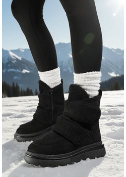 Czarne Botki Śniegowce na Grubej Podeszwie Ozdobione Szerokimi Rzepami Amerria ze sklepu born2be.pl w kategorii Botki - zdjęcie 187699267