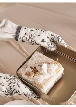 Sinsay - Zimowe rękawice kuchenne z motywem śnieżynek - biały ze sklepu Sinsay w kategorii Fartuchy kuchenne - zdjęcie 187700238