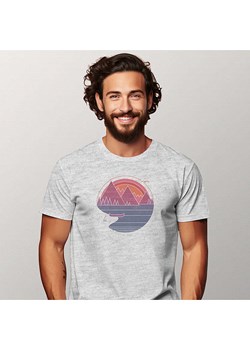 WOOOP Koszulka &quot;The mountains are calling&quot; w kolorze szarym ze sklepu Limango Polska w kategorii T-shirty męskie - zdjęcie 187711035