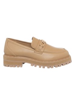 Patrizia Pepe Skórzane mokasyny w kolorze beżowym ze sklepu Limango Polska w kategorii Mokasyny damskie - zdjęcie 187712517