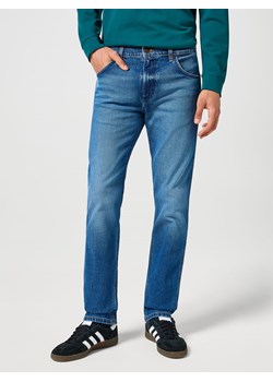 Wrangler Dżinsy - Regular fit - w kolorze niebieskim ze sklepu Limango Polska w kategorii Jeansy męskie - zdjęcie 187714369